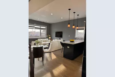 5938 W Montrose Avenue #2, Chicago, IL 60634 - Photo 3