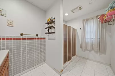 810 N Cherry Street, Addison, IL 60101 - Photo 15