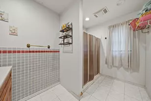 810 N Cherry St, Addison, IL 60101 - Photo 15