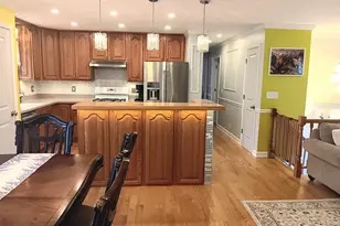 14 Wander Way, Lake in the Hills, IL 60156 - Photo 9