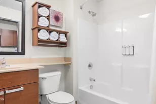 1000 Kilbery Ln, North Aurora, IL 60542 - Photo 9