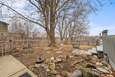 27052 W Lakeview Drive S, Lake Barrington, IL 60084 - Photo 37