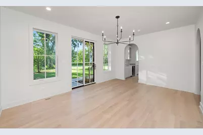 1037 Belleforte Avenue, Oak Park, IL 60302 - Photo 9