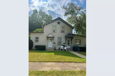 318 W Hurlbut Avenue #3, Belvidere, IL 61008 - Photo 1