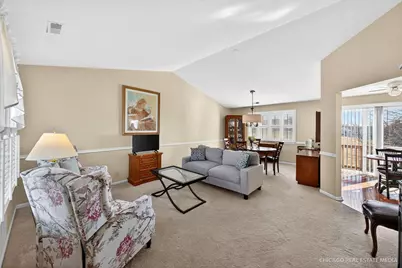 1404 Meadowsedge Lane #1404, Carpentersville, IL 60110 - Photo 3