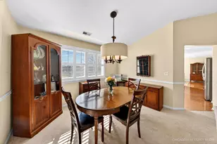 1404 Meadowsedge Ln, Carpentersville, IL 60110 - Photo 5