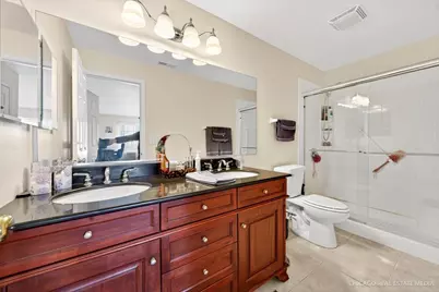 1404 Meadowsedge Lane #1404, Carpentersville, IL 60110 - Photo 11