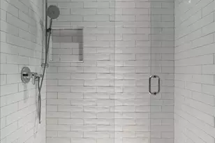 2709 N Janssen Ave, Chicago, IL 60614 - Photo 17