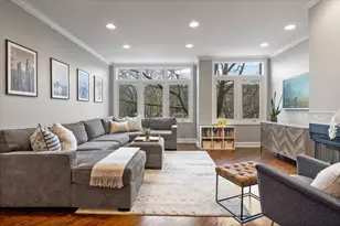 2709 N Janssen Ave, Chicago, IL 60614 - Photo 9