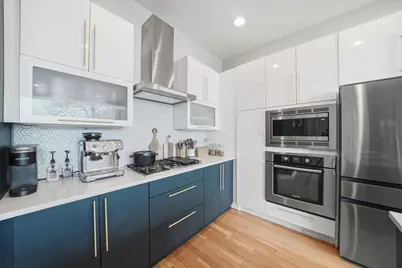 816 N Wood Street #3N, Chicago, IL 60622 - Photo 9