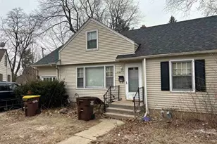 1607 MacArthur Dr, Rockford, IL 61108 - Photo 1