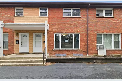 200 Linn Court #C, North Aurora, IL 60542 - Photo 1