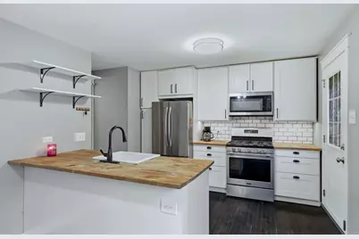 200 Linn Court #C, North Aurora, IL 60542 - Photo 5