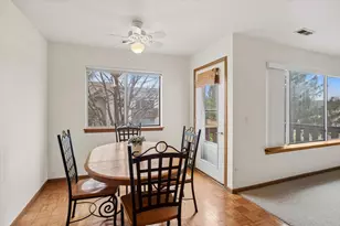 303 Newport Ln, Bartlett, IL 60103 - Photo 7