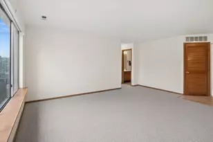 303 Newport Ln, Bartlett, IL 60103 - Photo 3