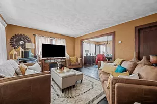 2324 18th B St, Moline, IL 61265 - Photo 7