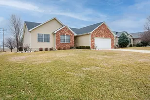 117 White Tail St, Hudson, IL 61748 - Photo 49