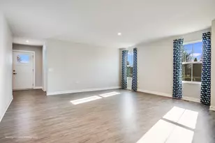 4476 E Millbrook Cir, Yorkville, IL 60560 - Photo 3