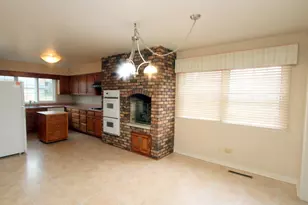 1200 Blakely St, Woodstock, IL 60098 - Photo 13