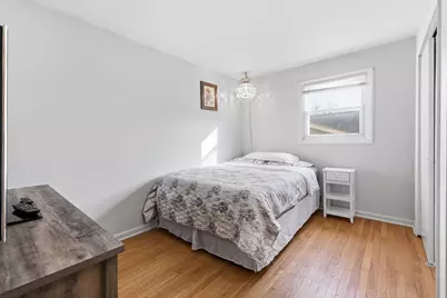 1120 Poplar Street, Lake in the Hills, IL 60156 - Photo 13