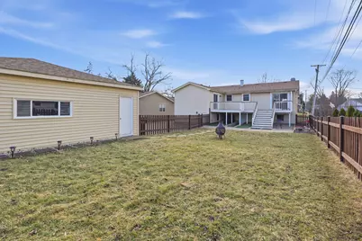 1120 Poplar Street, Lake in the Hills, IL 60156 - Photo 23