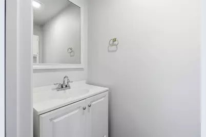 1120 Poplar Street, Lake in the Hills, IL 60156 - Photo 11