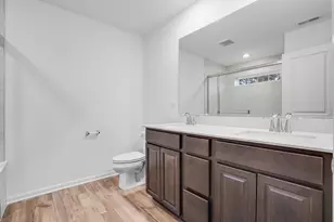 628 Cassia Ct, Crystal Lake, IL 60012 - Photo 9