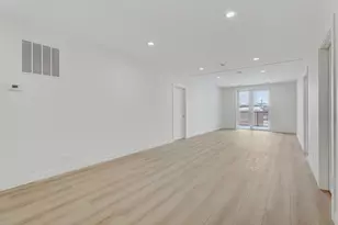 9201 Milwaukee Ave N, Niles, IL 60714 - Photo 9