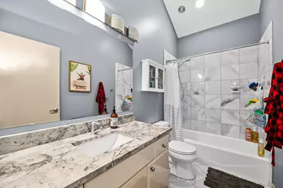 1754 N Hoyne Avenue, Chicago, IL 60647 - Photo 19