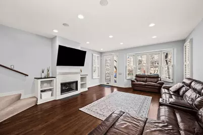 1754 N Hoyne Avenue, Chicago, IL 60647 - Photo 5