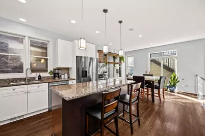 1754 N Hoyne Avenue, Chicago, IL 60647 - Photo 11