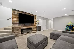 1754 N Hoyne Ave, Chicago, IL 60647 - Photo 23