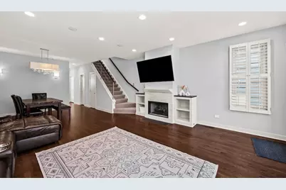 1754 N Hoyne Avenue, Chicago, IL 60647 - Photo 3