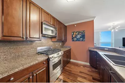 420 E Waterside Drive #1401, Chicago, IL 60601 - Photo 5