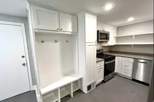 311 W Harrison St, Oak Park, IL 60304 - Photo 3