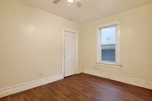 820 E 90th Pl, Chicago, IL 60619 - Photo 13