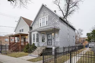 820 E 90th Pl, Chicago, IL 60619 - Photo 3