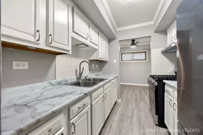 2208 Country Club Drive #6, Woodridge, IL 60517 - Photo 7