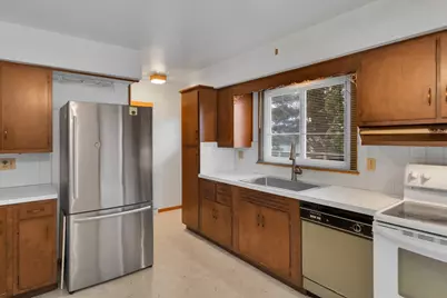 1636 Whitney Boulevard, Belvidere, IL 61008 - Photo 13