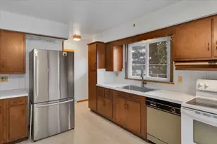 1636 Whitney Blvd, Belvidere, IL 61008 - Photo 13