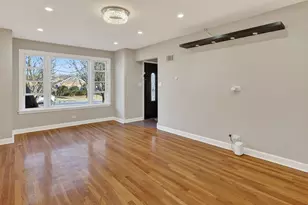 6104 N Kimball Ave, Chicago, IL 60659 - Photo 5