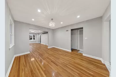 6104 N Kimball Avenue, Chicago, IL 60659 - Photo 7