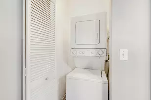 221 E Cullerton St, Chicago, IL 60616 - Photo 17