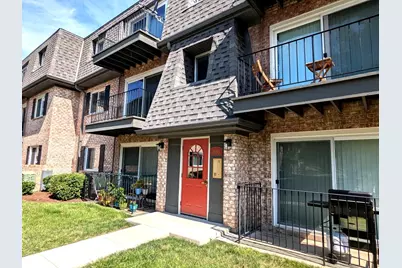 880 S Plum Grove Road #210, Palatine, IL 60067 - Photo 1