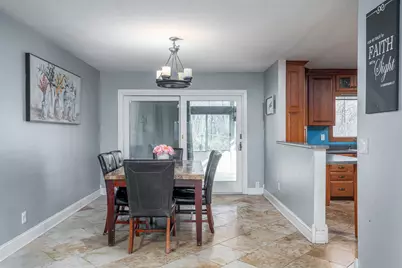 3225 28th Street Court, Rock Island, IL 61201 - Photo 7