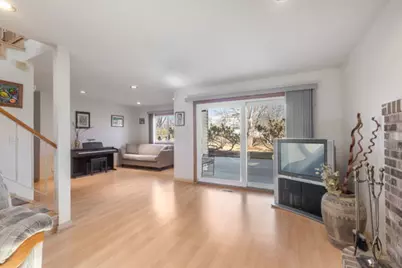 203 Albert Drive, Vernon Hills, IL 60061 - Photo 13