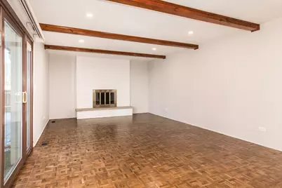 8332 N Knight Avenue, Niles, IL 60714 - Photo 17