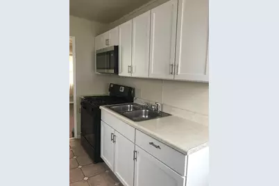 924 Pine Street, Waukegan, IL 60085 - Photo 5