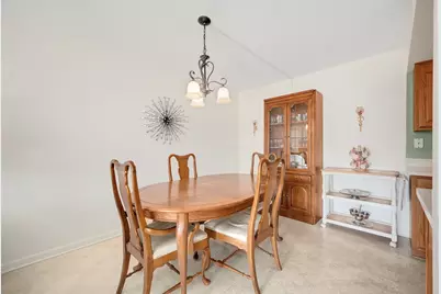 8025 Woodglen Lane #207, Downers Grove, IL 60516 - Photo 7