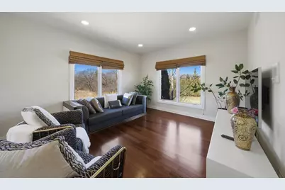 9 Falcon Lakes Drive, South Barrington, IL 60010 - Photo 13